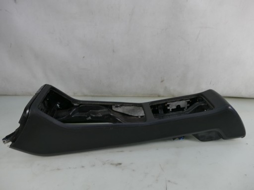AUDI A8 D3 LIFT TUNEL mitte