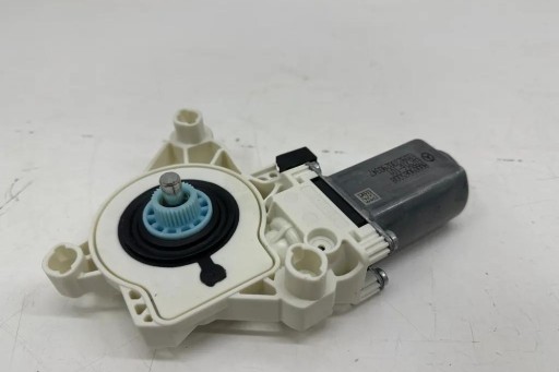 Моторчик склопідйомника передніх лівих дверей mercedes-benz c (w206) a0009065008