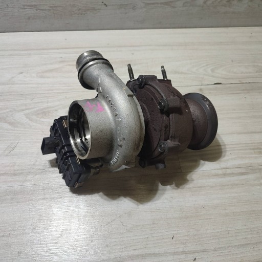 Turbo Jaguar F-Pace DA280617105