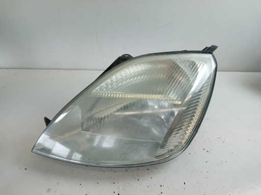 FORD FIESTA MK6 light right front