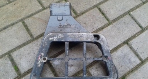 КРОНШТЕЙН КРІПЛЕННЯ ПІДСТАВА СТУПЕНІ DAF 95 105 XF