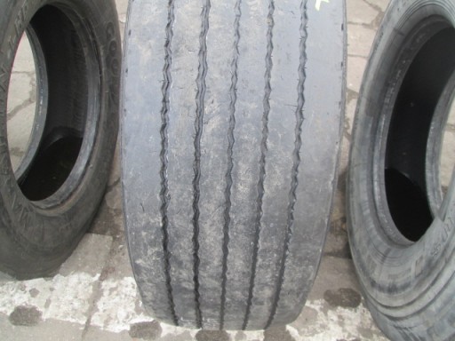 385 / 65R22. 5 напівпричіп Semperit