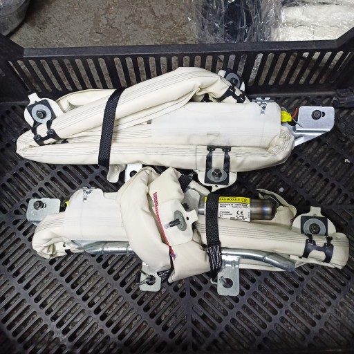 31455875,31455874 - Занавес, занавес VOLVO V40, Xc40 31291326,31291327