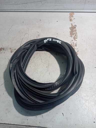 PEUGEOT 2008 II ПРОКЛАДКА КРЫШКИ БАГАЖНИКА 19-