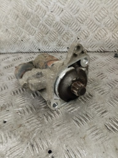 starter VOLKSWAGEN GOLF 4 1.6 SR