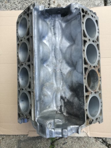 БЛОК ДВИГАТЕЛЯ MERCEDES 107 SL SLC 380 1160111201