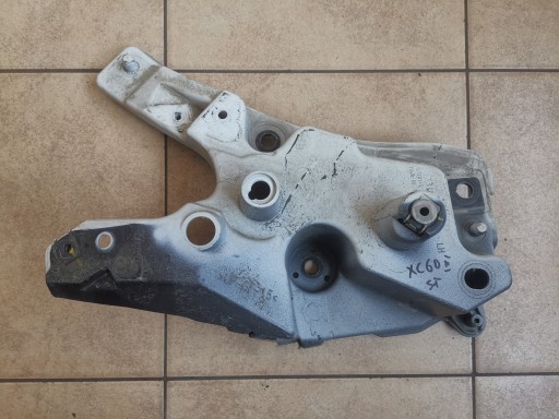 31424578 - VOLVO XC60 II КРЕПЛЕНИЕ ОПОРЫ КРЫЛА СЛЕВА