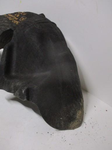 mudguard rear. rear part right VW PASSAT B7 3AA810972