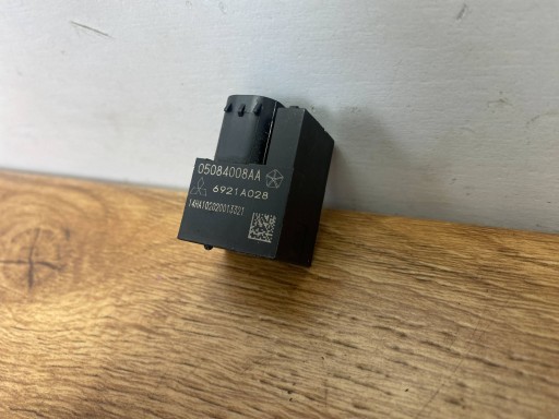 sensor zderzeniowy (airbag) Dodge Charger 2015+