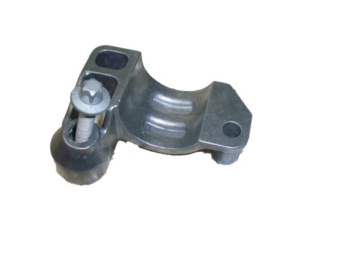 A2113200542 - Кронштейн стабилизатора mercedes w211