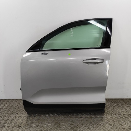 31479738 - Volvo xc40 2023 передні ліві передні двері
