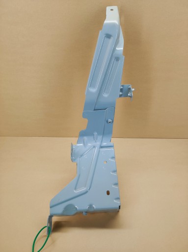 9863 32377056 - Правый кронштейн окуляр крепление XC40 C40 цвет 621