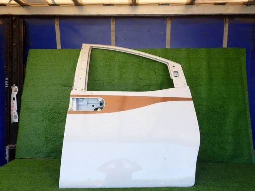 HYUNDAI STARIA 21- door right front front