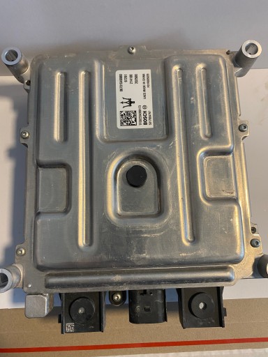 Модуль перетворювача напруги maserati grecale 0671546980