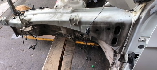 quarter left front VOLKSWAGEN PASSAT B8 R-LINE