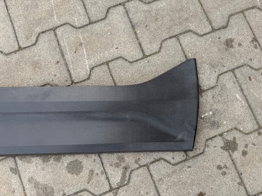 VOLVO XC40 lišta dveře předních pravá 31448317 P