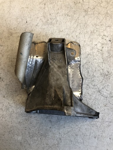 Consolle Supporto motore staffa fissaggio A4 B6 PASSAT B5 8D0199308M