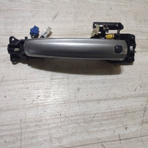 exterior handle door przednich front side right Suzuki Vitara (LY)