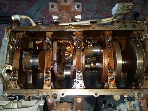 12552216 - КОЛЕНВАЛ HUMMER H2 ESCALADE 6.0