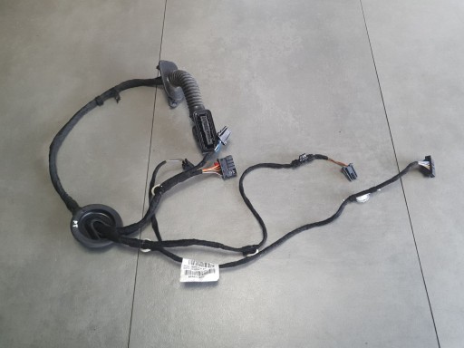 Cupra Formentor Przelotka bundle door right rear part 5FA971161H