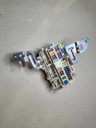 Kasten der Sicherungen komplett Nissan Qashqai 4EB0A