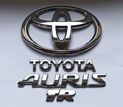 753120D010mn - Надпись-эмблема Toyota Auris I 06-09