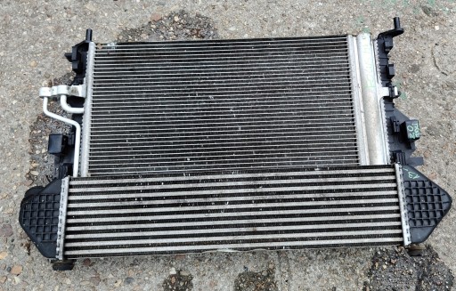 FORD FOCUS MK3 2.0 TDCI Kühler komplet Lüfter 8V619L440AC
