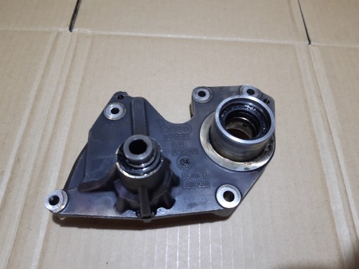 AUDI Q7 4L 4.2 TDI NAPED POMPY oleja 057109361G