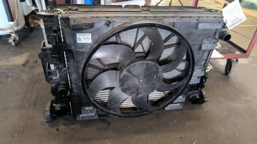 Ossatura anteriore RIVESTIMENTO radiatore VOLVO S90