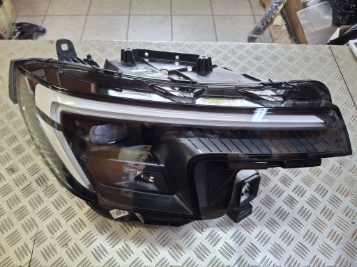 feu droit avant FULL LED FORD EXPLORER EV 2023R->