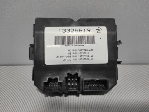 694/800/894 - Модуль керування задньою кришкою opel insignia a station wagon 13325519