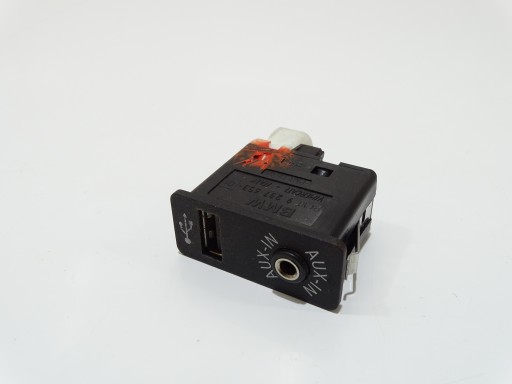 Adattatore USB AUX BMW E60 E61 E88 E90 F10 F25 OE 9237653