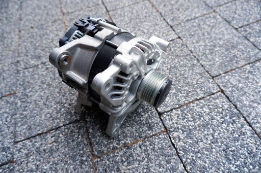 Mercedes генератор cla w118 w177 w247 a0009062209