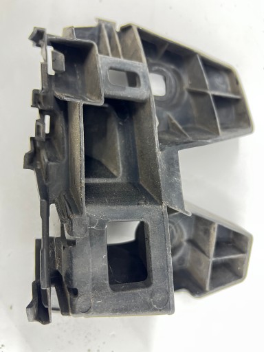 bumper bracket right rear part PASSAT B8 KOMBI 3G9807484