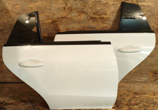 Mercedes w118 cla стріляюче гальмо задні двері ліві праві в зборі 149 універсал