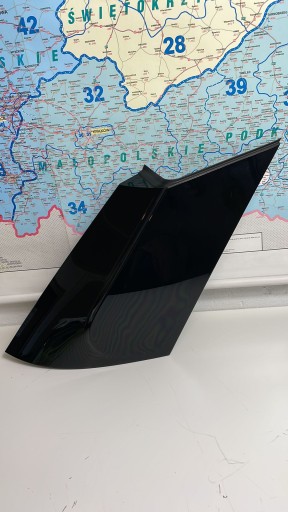 K8D2-29148-AD - Range ROVER EVOQUE L551 крышка стойки правая задняя