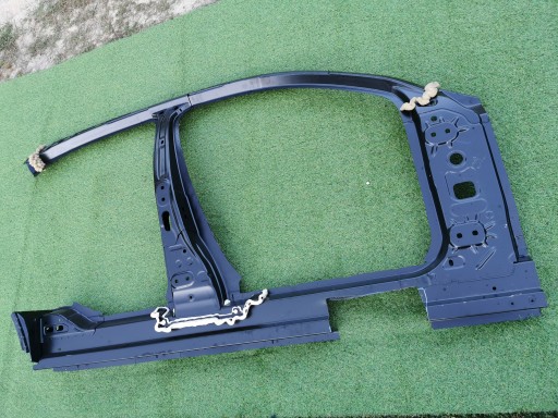 A1776376600 - MERCEDES A CLASS w177 PROG СТОЙКА, КРЫШКА ПРАВАЯ