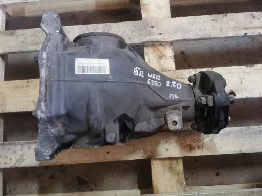Differential Differential heck MERCEDES E-KLASA W212 2.2 CDI E250 A2043510508