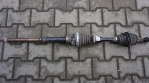 VOLVO XC90 2.4 D5 163KM - semi-axis right front AUTOMAT