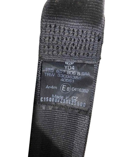 tension belt safety right rear part VW TOURAN and 1T0857806B