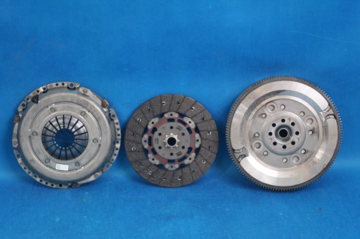 55574768 55574769 - OPEL INSIGNIA B ДВОМАСОВА МУФТА 1.5 TURBO 18R