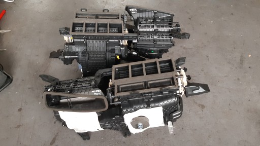 97200-AT070 H30933-0410 - KIA NIRO II 2022 - ОБОГРЕВАТЕЛЬ В СБОРЕ 97200AT070
