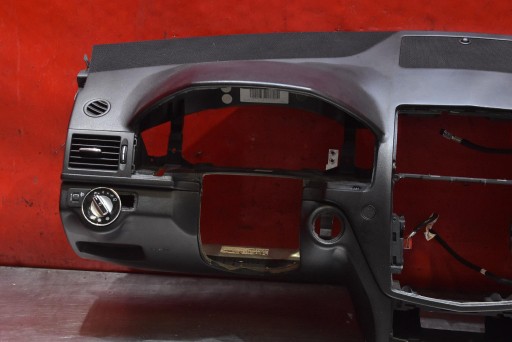 dashboard instrument panel console cockpit airbag EU MERCEDES C-KLASA W204 07-12