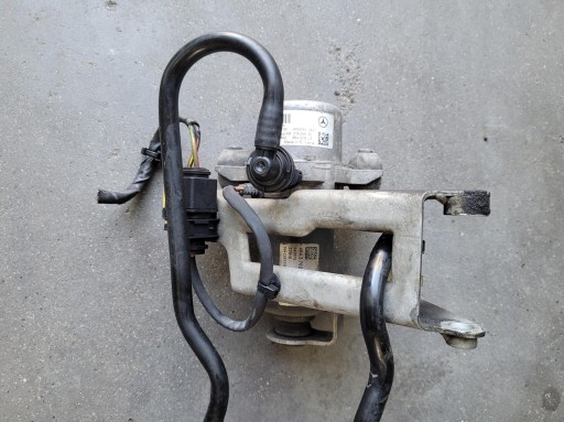 pump VACUM A0004303832 MERCEDES C 350 W205 S205 2.0 CGI HYBRID