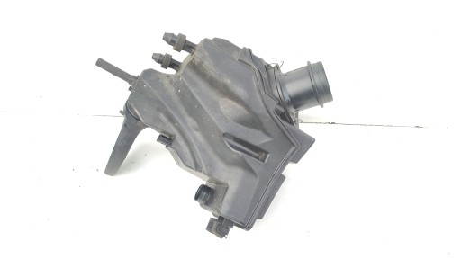 8K0133835B 8K0133837B - AUDI A4 B8 A5 8T 3.0 TDI корпус воздушного фильтра