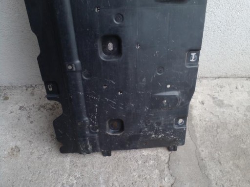 cover chassis left RENAULT MEGANE IV 748155384R
