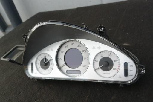 dials DIESEL MERCEDES W211 AVANTGARDE UK