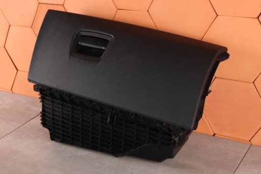 BMW 5 F10 F11 passenger compartment of the dashboard consoles of the passenger black EUROPA 9205976