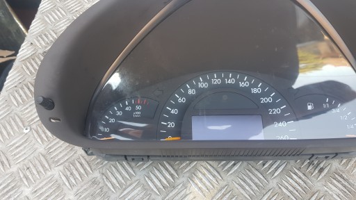 MERCEDES W203 dials clock 2.2 CDI a2035401347