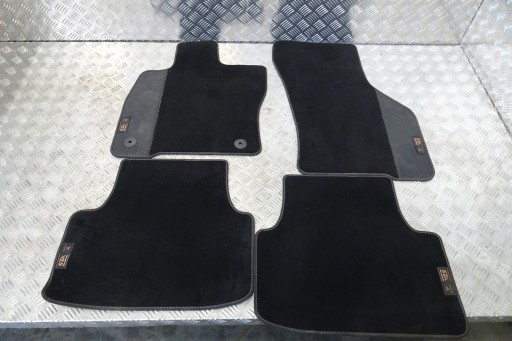 Cupra formentor - велюровые коврики